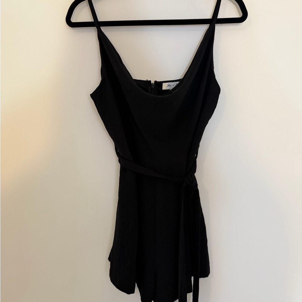 Black Cowl Neck Adjustable Spaghetti Strap Romper with Zipper & Tie Belt NWT (M)